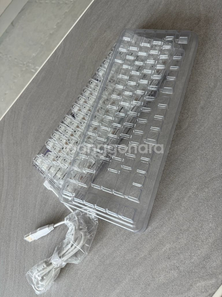 에이투 게이밍 기계식 유선키보드--3