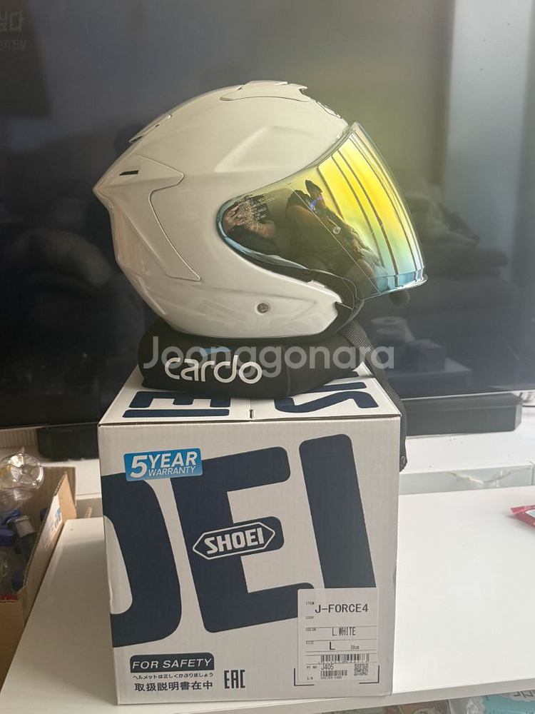 쇼에이 제이포스4 화이트(유광) L사이즈 팝니다.--1