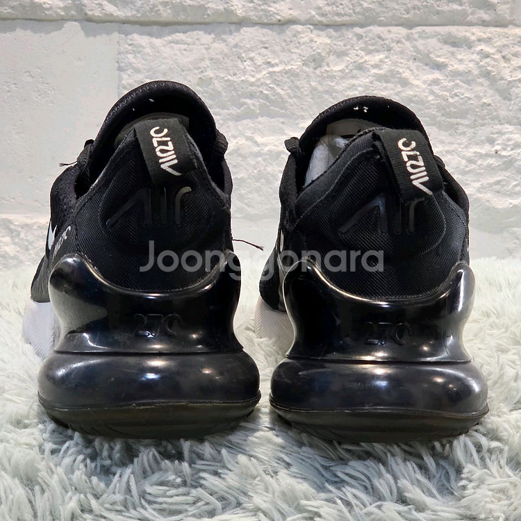 3a-22:나이키 에어맥스 270 블랙 (230mm)--1