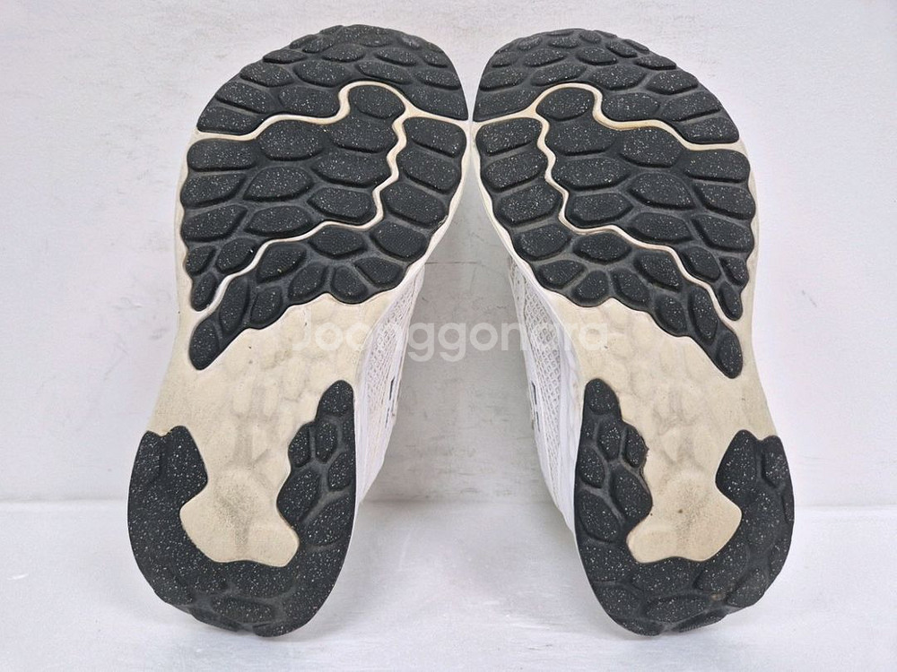 뉴발란스 여성 아리쉬 런닝화 240--6