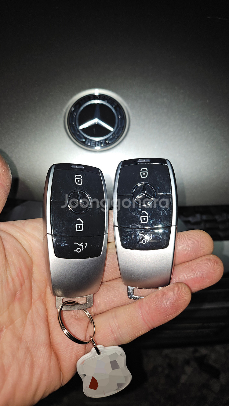벤츠 GLE400d 스마트키 2개 제작 + 자동문 열림 기능 추가--3