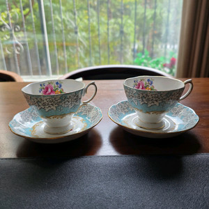 택포)로얄알버트 인챈트먼트 빈티지 컵&소서 세트