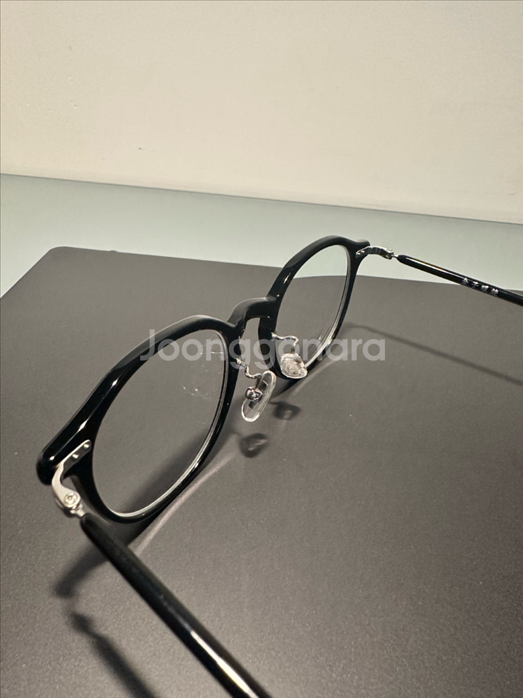 정말 가벼운 금자안경 KC-78(BK) 팝니다.--3