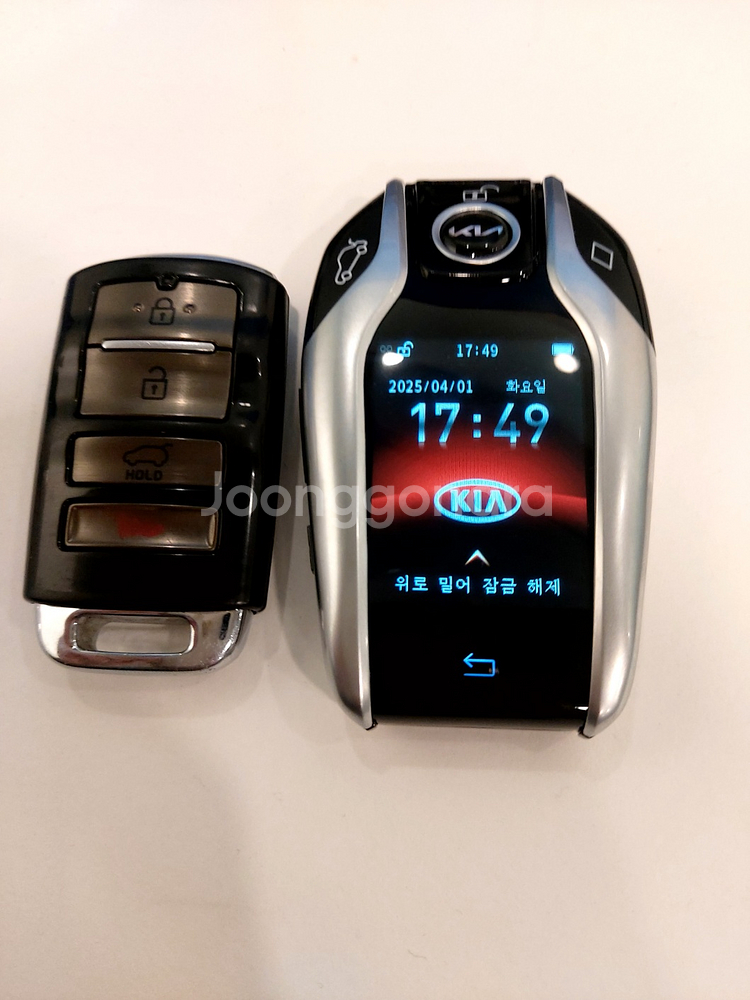 쏘렌토 17년식, 기아 로고 포함 LCD 스마트키로 업그레이드--1