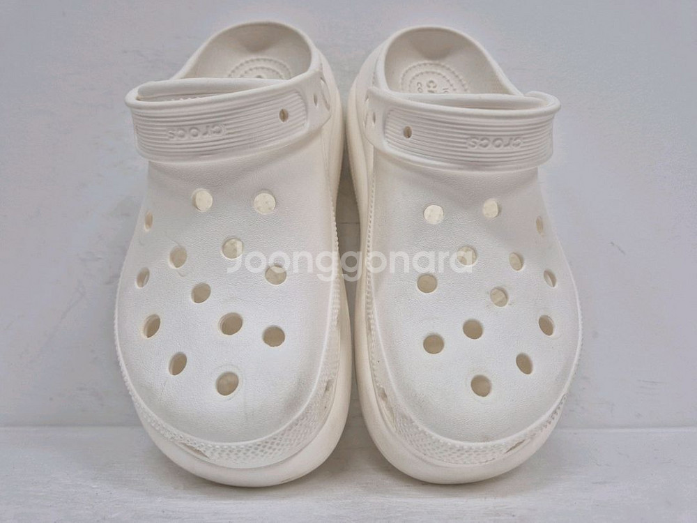 크록스 여성 샌들 240--2