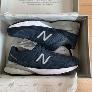 [300] 뉴발란스 990 v5 네이비 6E
