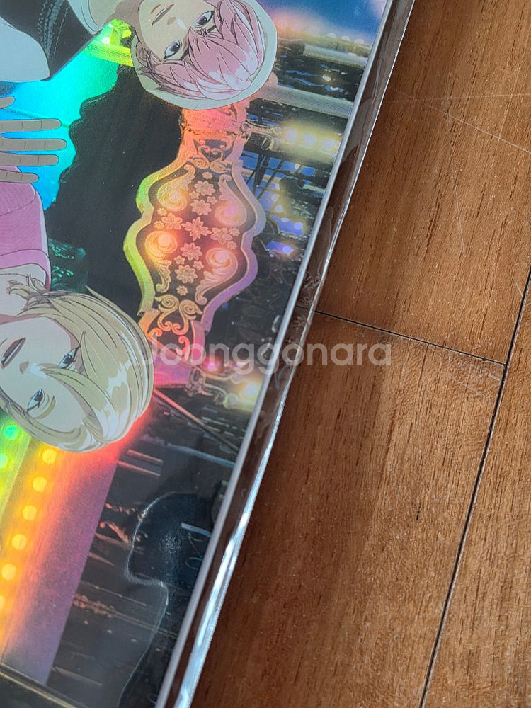 플레이브 포스터+슬로건+아크릴스탠드+뱃지--1