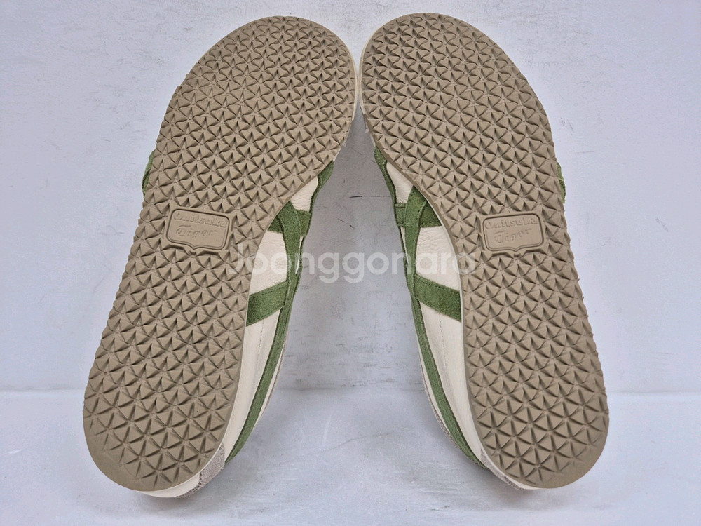 오니츠카타이거 멕스코 66 245--6