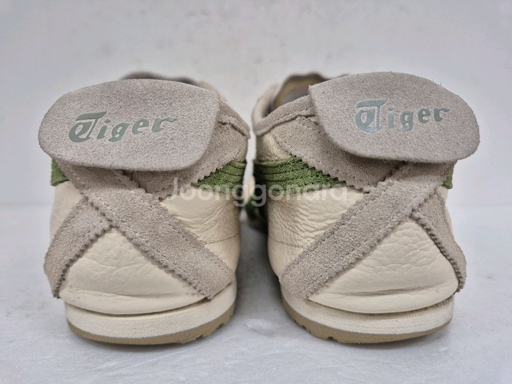 오니츠카타이거 멕스코 66 245--5