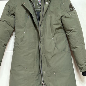 무스너클 카키색 여성 패딩 s