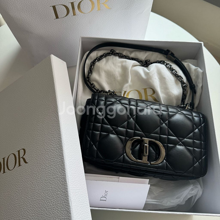 디올 카로백 미디움 블랙 은장 한정판--0
