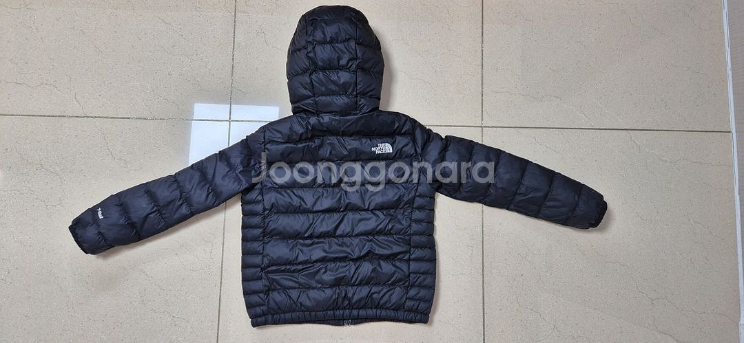 노스페이스키즈 경량패딩 140사이즈--2