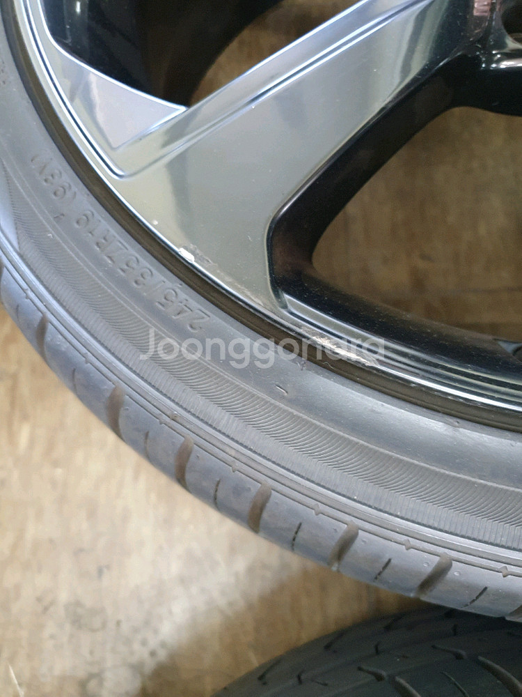 제네시스 19인치 5스포크휠 판매합니다--5