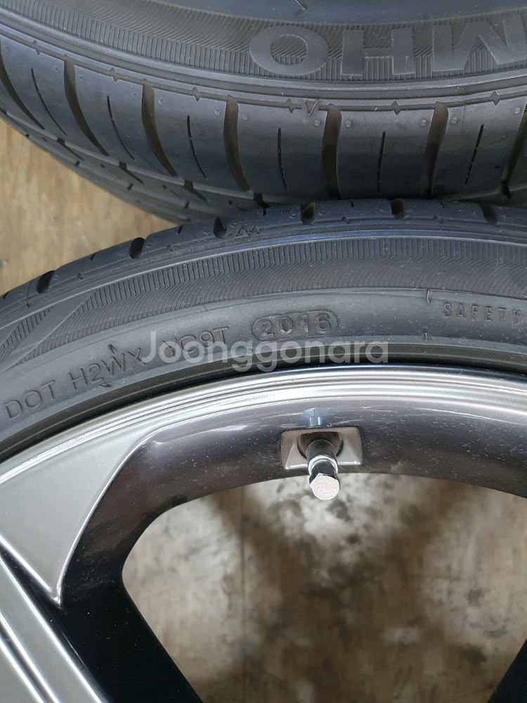 제네시스 19인치 5스포크휠 판매합니다--7