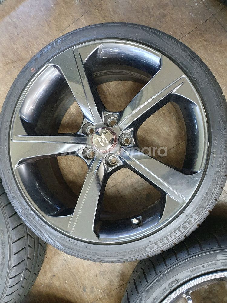 제네시스 19인치 5스포크휠 판매합니다--4