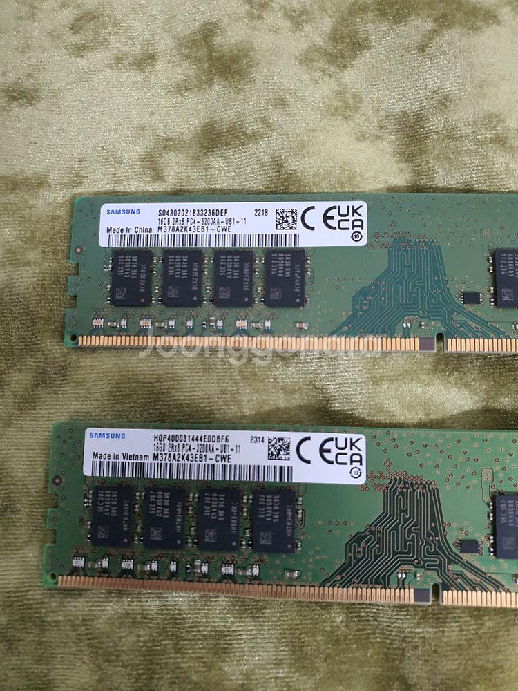 삼성 DDR4- 3200 16GB 메모리--1