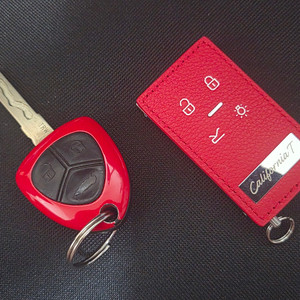 페라리 캘리포니아 T 2016년식 “California T” 각인! 페라리 로마 스타일 스마트키 개조