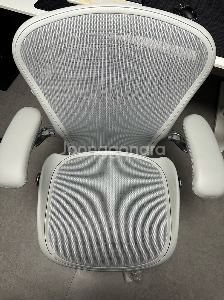 (시리얼정품) 허먼밀러 뉴에어론 풀펑션 cd 헤드레스트 포함--5