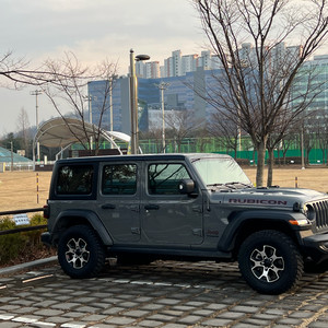 랭글러 JL 락레일 판매하니다