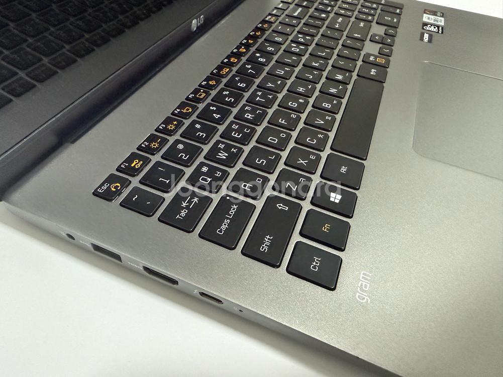 LG 그램 노트북 17인치 대화면 16/512--4