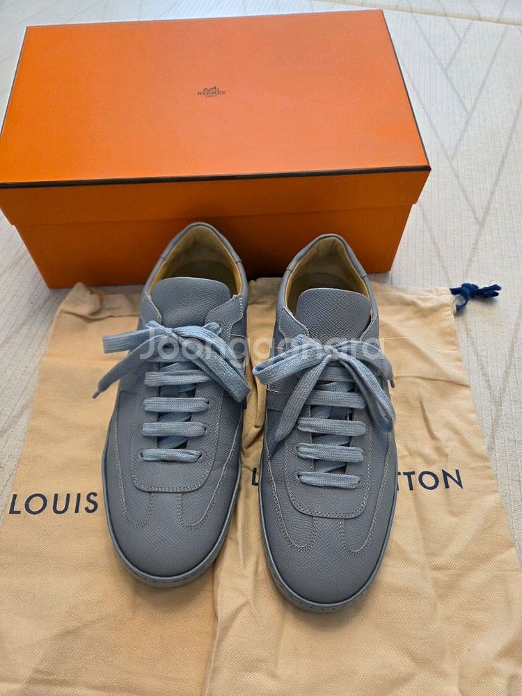 에르메스 부메랑 스니커즈 41.5--0