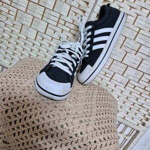 아디다스정품여성운동화235