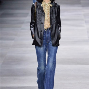 셀린느 플레어진