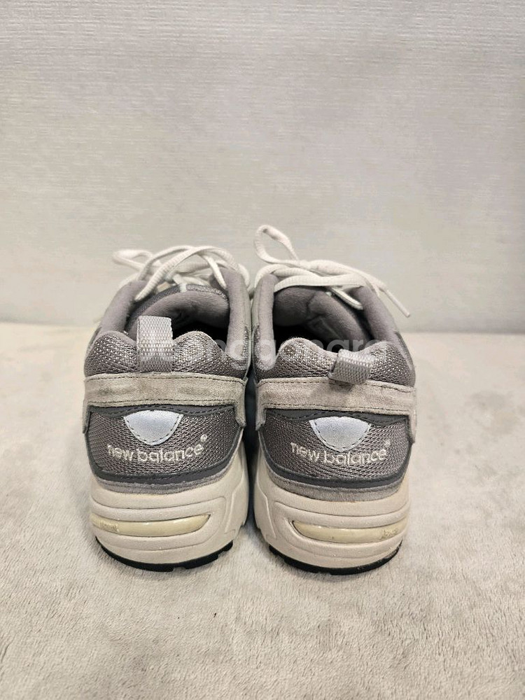뉴발란스 878 그레이 스웨이드 운동화 235--3