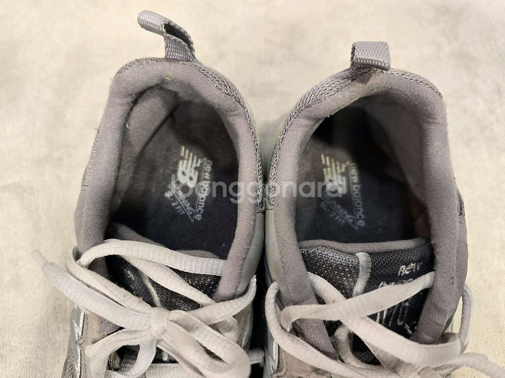 뉴발란스 878 그레이 스웨이드 운동화 235--5