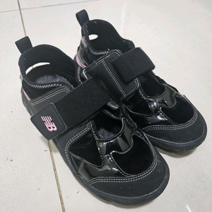 뉴발란스 키즈 벨벳 프리들 블랙핑크 230