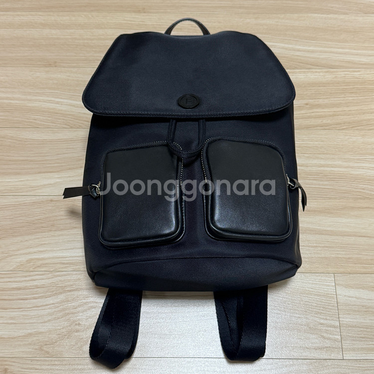 미닛뮤트 클로 백팩 블랙--2