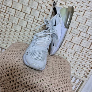 나이키 에어맥스275 운동화