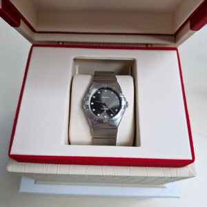 오메가 컨스텔레이션 28mm