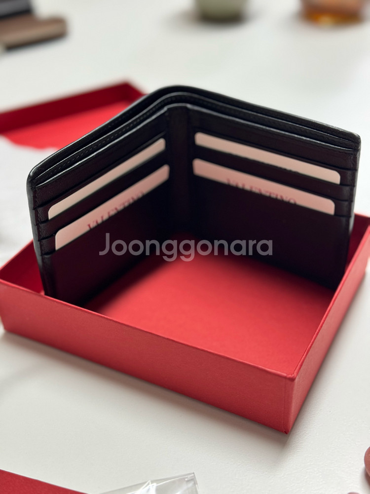 발렌티노 락스터드 남성 반지갑 블랙 풀세트--0