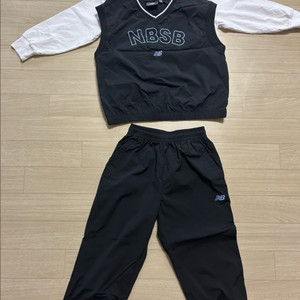 뉴발란스 키즈 NBSB 져지 상하복 세트