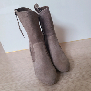 ugg부츠 225 굽9cm