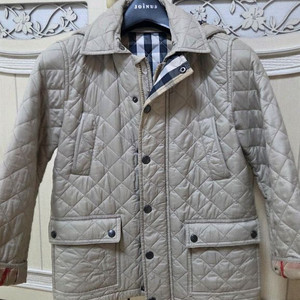 버버리키즈 아동 퀼팅 후드 재킷