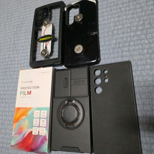 갤럭시 S24 울트라 방수,충전케이스 팝니다