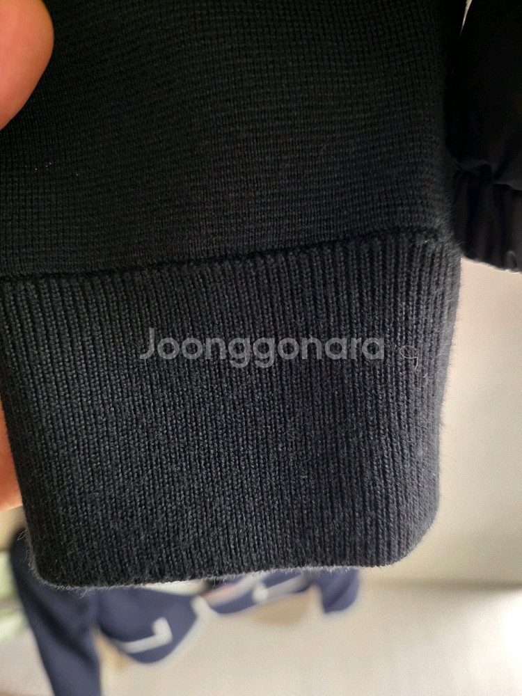 몽클레어 블랙 니트 패딩 2xl(110~115사이즈)김현우 패딩--4