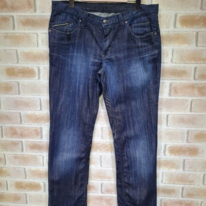 C.N.C.이태리 정품 블루워싱 쎄미배기 데님팬츠 32