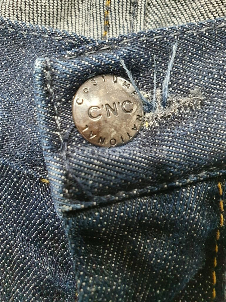 C.N.C.이태리 정품 블루워싱 쎄미배기 데님팬츠 32--2