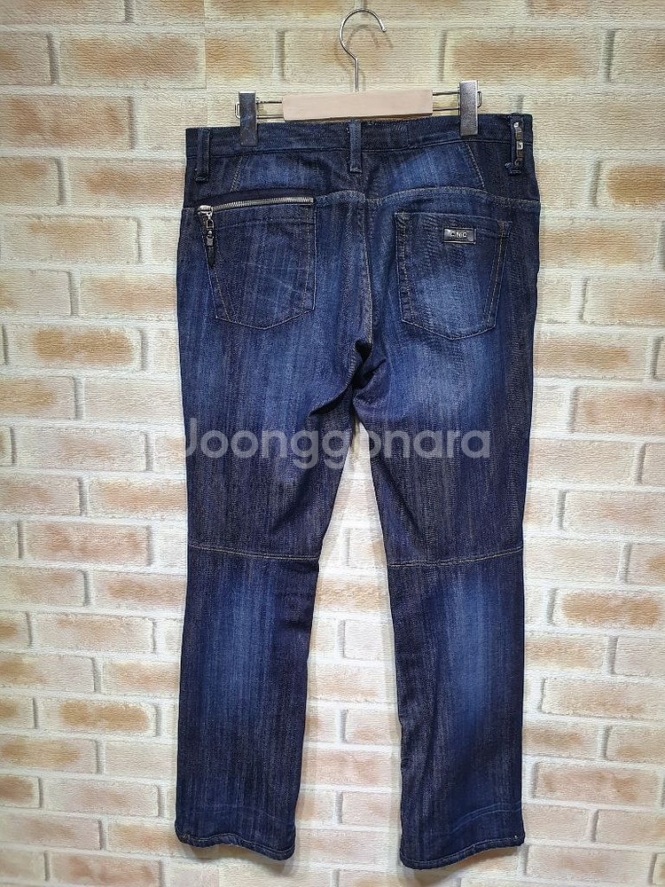 C.N.C.이태리 정품 블루워싱 쎄미배기 데님팬츠 32--6