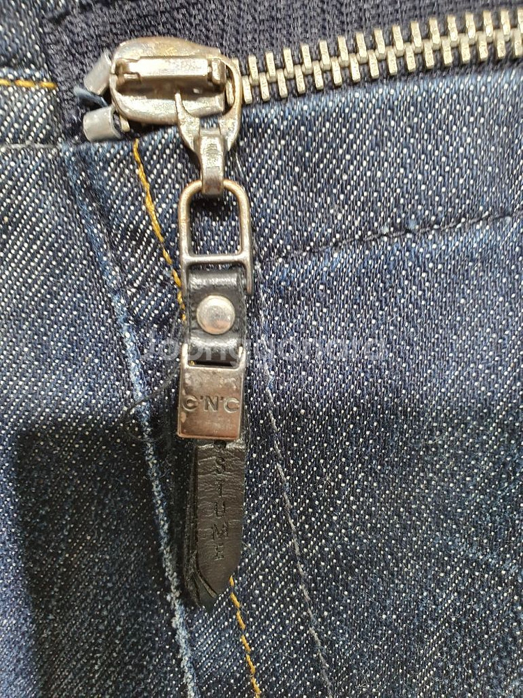 C.N.C.이태리 정품 블루워싱 쎄미배기 데님팬츠 32--8