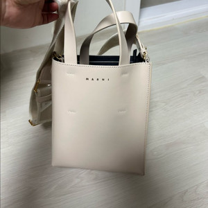 마르니 뮤제오 marni museo 베이지