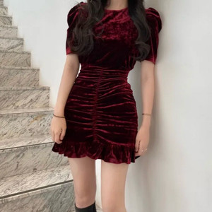 벨벳 셔링 미니 원피스