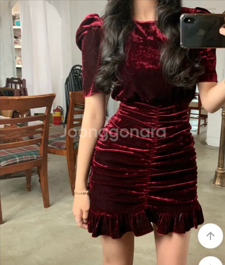 벨벳 셔링 미니 원피스--4