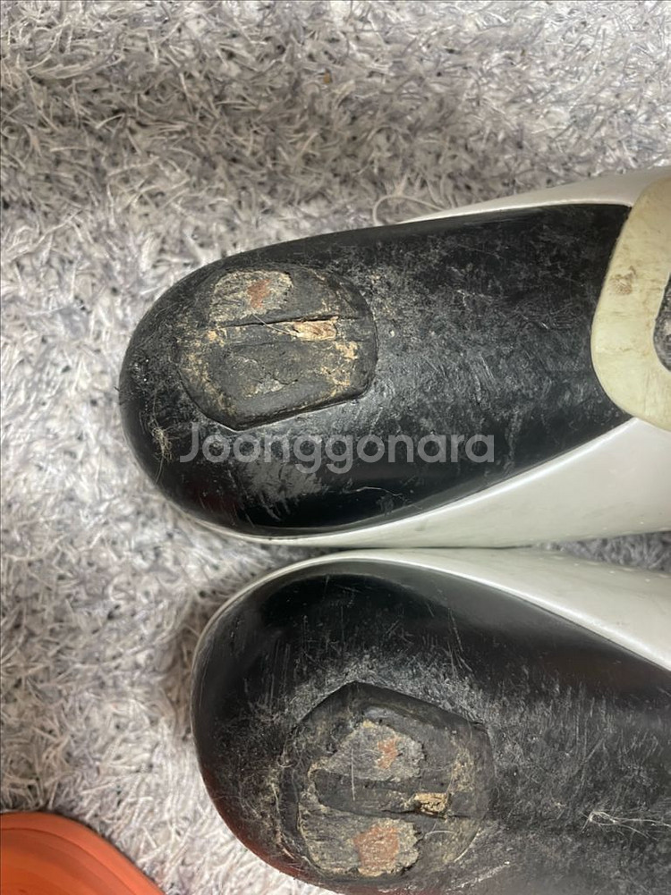 시마노 에스파이어 클릿슈즈 sh-rc900 42싸이즈 로라용 팝니다--9