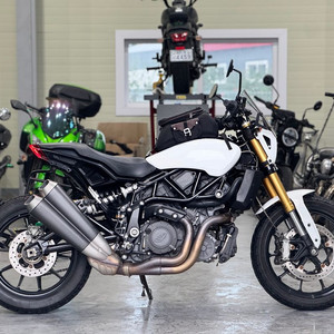 인디안 ftr1200s 19년식5천 km 신차급 판매