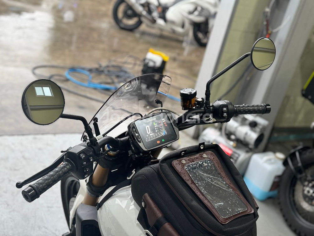 인디안 ftr1200s 19년식5천 km 신차급 판매--9