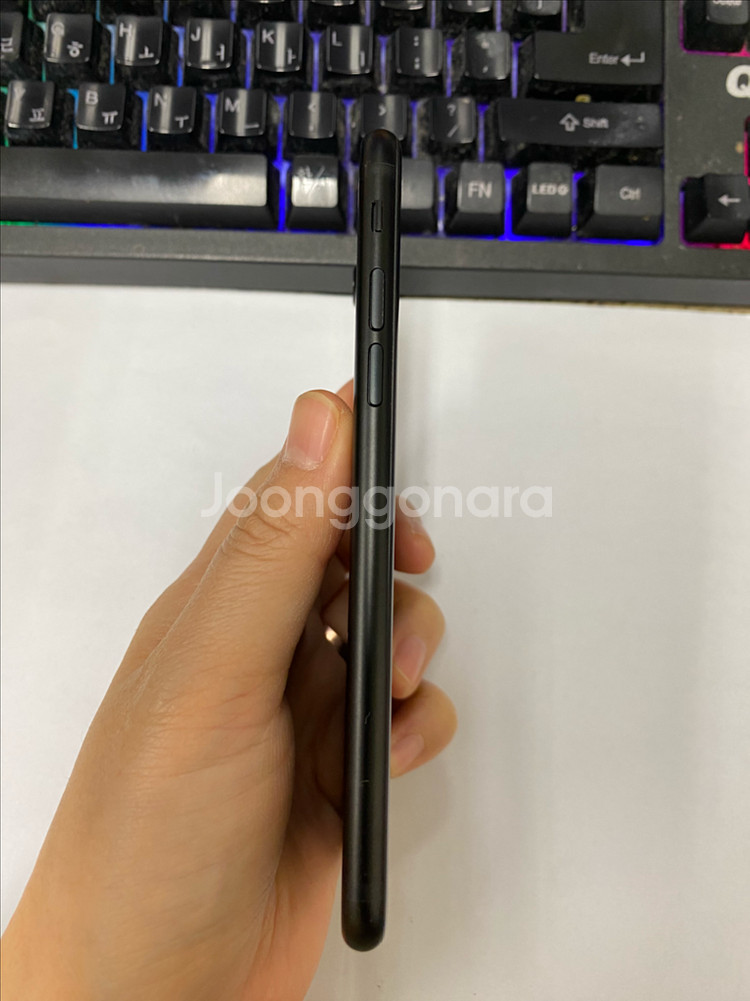 아이폰7 매트블랙 특SSS급 256G 배터리100%--4